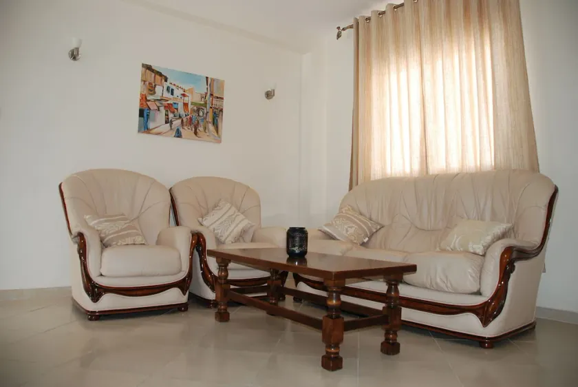 bel Appartement Calme et Ensoleille - Image 1