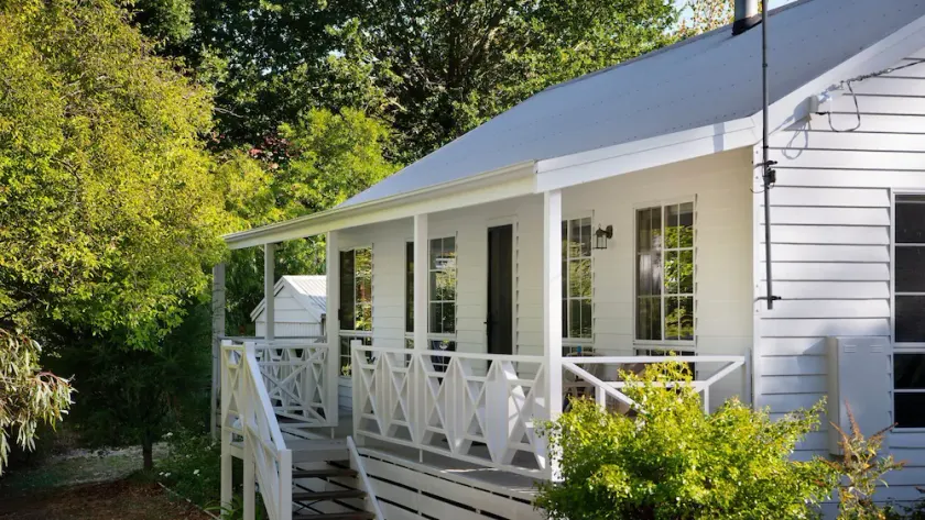 Springview Cottage- captivating bush retreat - Image 1