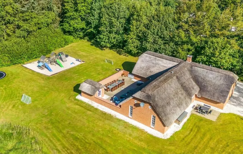 Stunning home in Ulfborg with sauna - Image 1