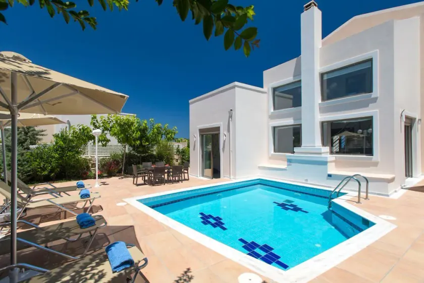 Skouloufia Villas 1 - Three Bedroom Villa, Sleeps 8 - Image 1