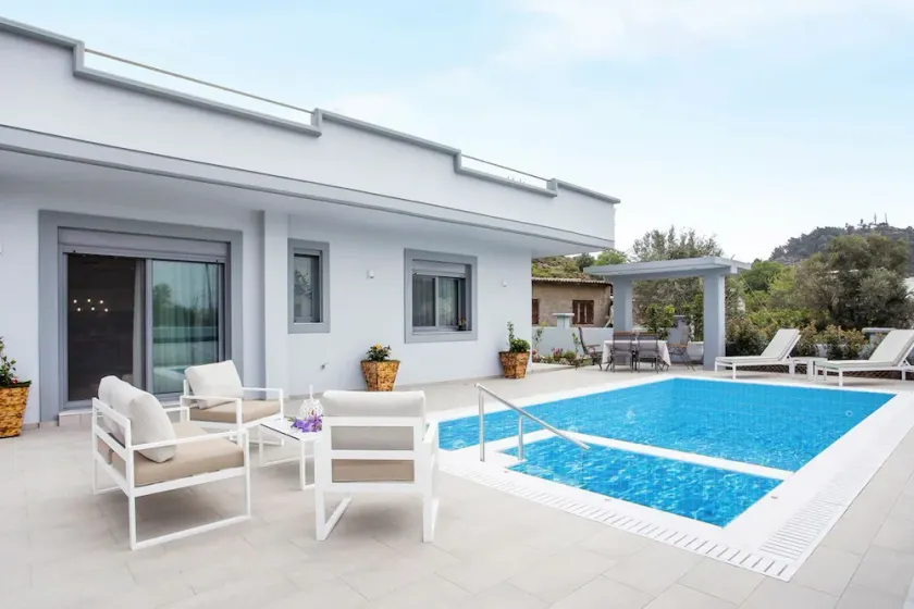 Villa Kalithies - Two Bedroom Villa, Sleeps 5 - Image 1