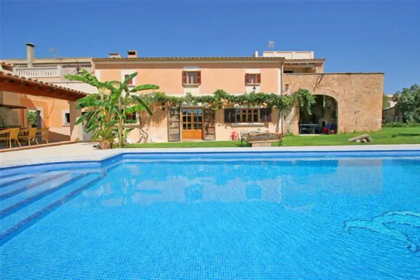 Finca Porassa in Cas Concos - Image 1