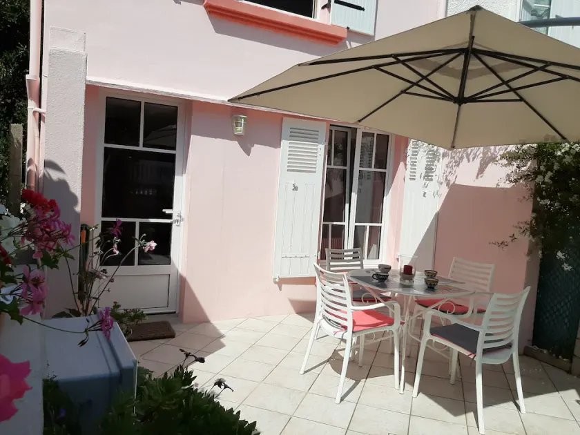 Jolie maison de vacances à Sainte Marine - Image 1