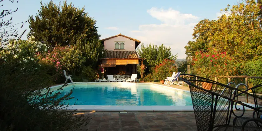 B & B med pool, kun et skridt væk fra Assisi - Image 1
