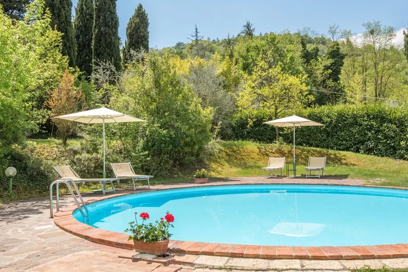 Antique Barn Studio with Pool - Image 1