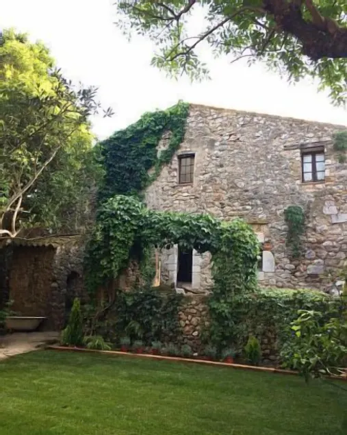 Self catering masia la capsa de Llum for 16 people - Image 1