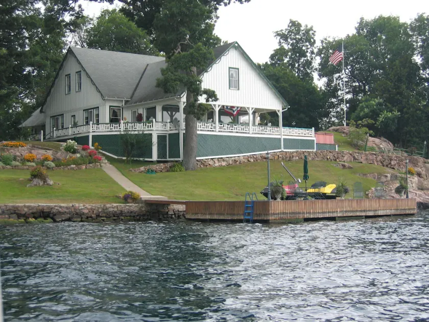 1000 Islands Great Camp Island Retreat disponível para a temporada de aluguel de 2019 - Image 1