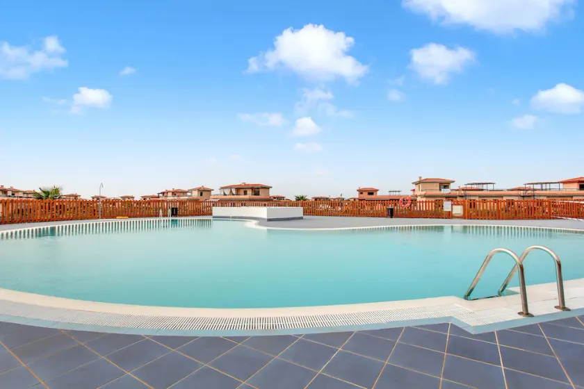 Villa 'Asensio' con vistas a la montaña, piscina compartida y Wi-Fi - Image 1