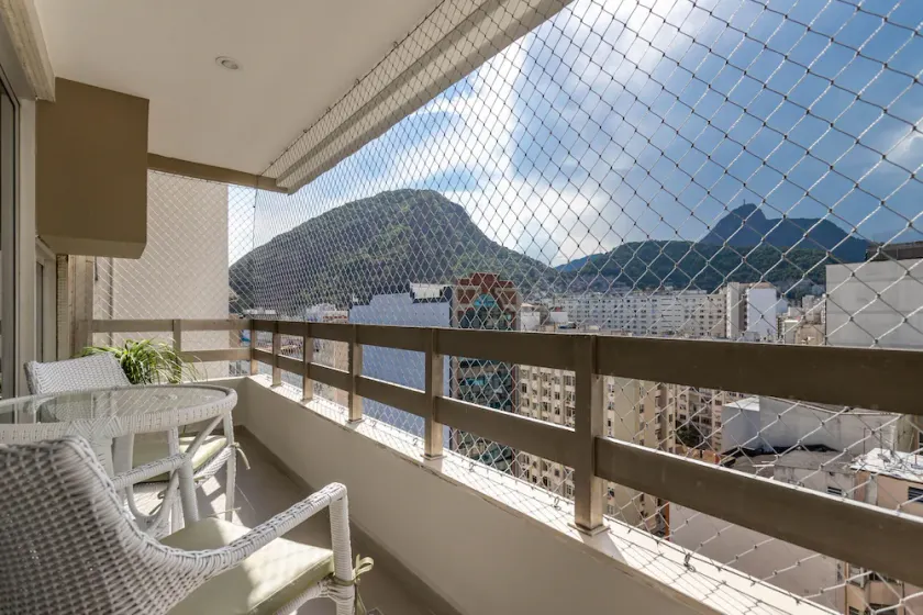 Comfort in Copacabana | 400m from the beach | BR1307 - Image 1