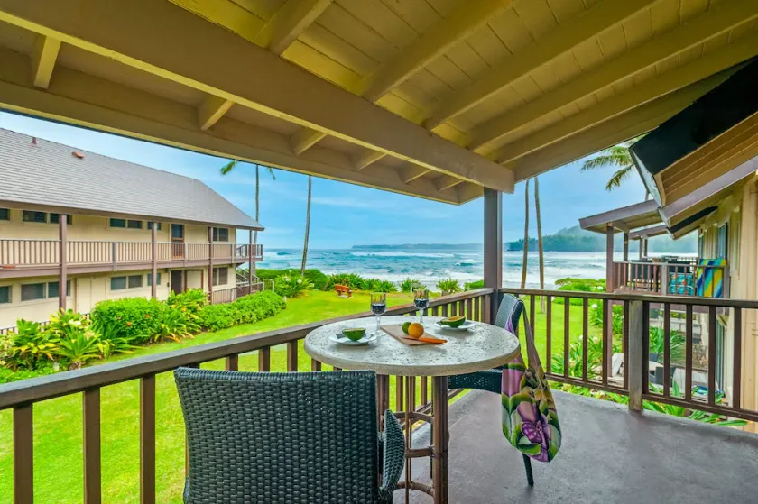 Oceanfront Retreat with Incredible Views Just 90 Seconds from the Beach - Image 1