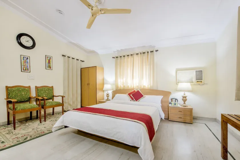 PALMFERIER JAIPUR - Image 1