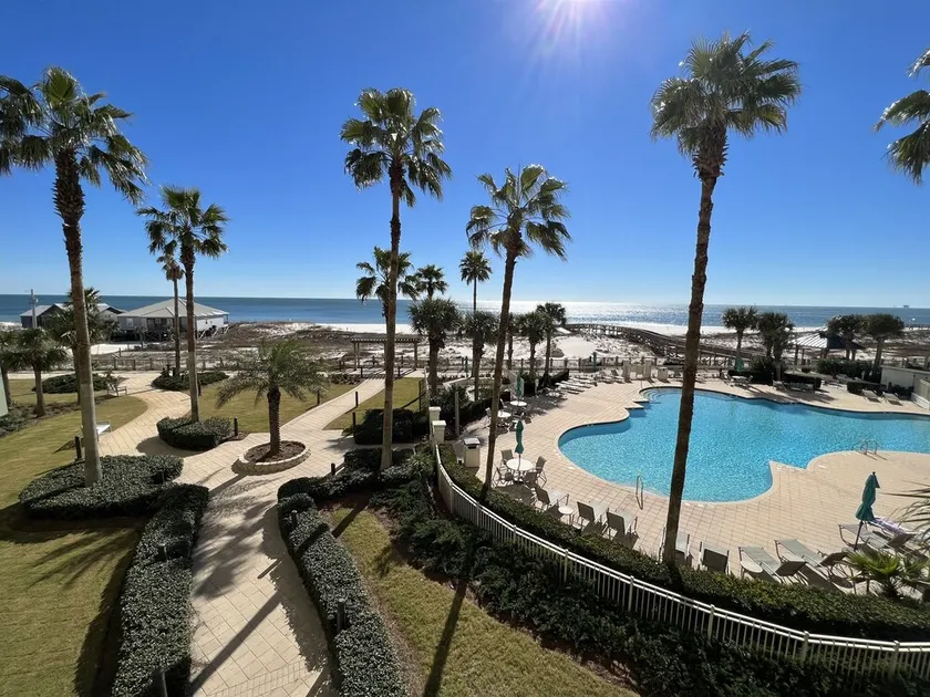Beach Club Avalon 306 Welcomes You! Low Floor! - Image 1