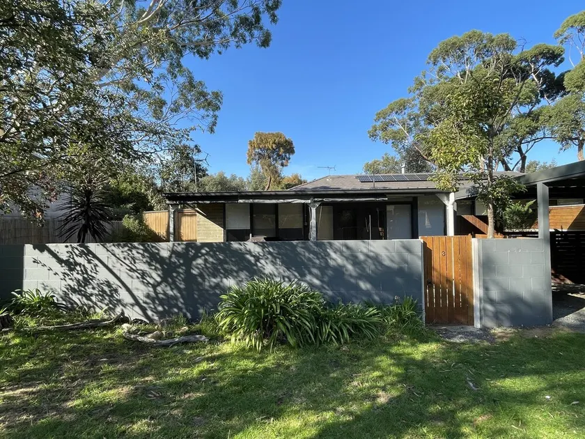 Honeysuckle Grove, Beach Unit in Silverleaves. - Image 1