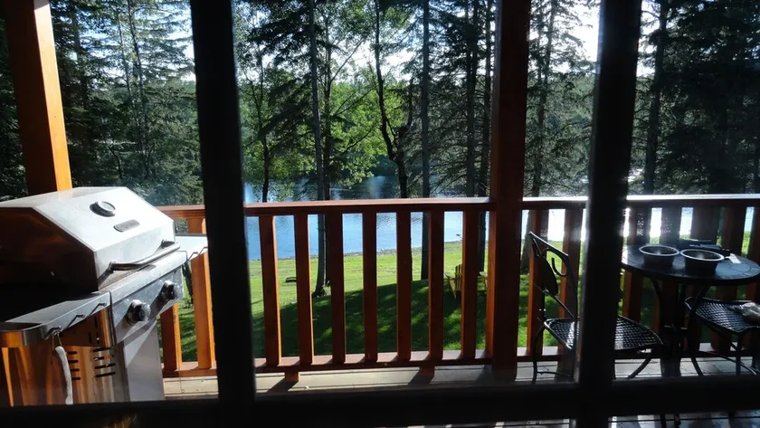 Un pedacito de paraíso en el hermoso río Miramichi para relajarse y descansar. - Image 1