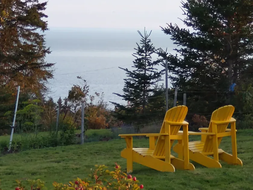 Waterfront On Beautiful Unspoiled Bay of Fundy.  Great Hiking, Pristine Beaches! - Image 1