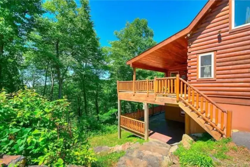 Avskilt Mountainbrook Paradise i Little Switzerland NC - Image 1