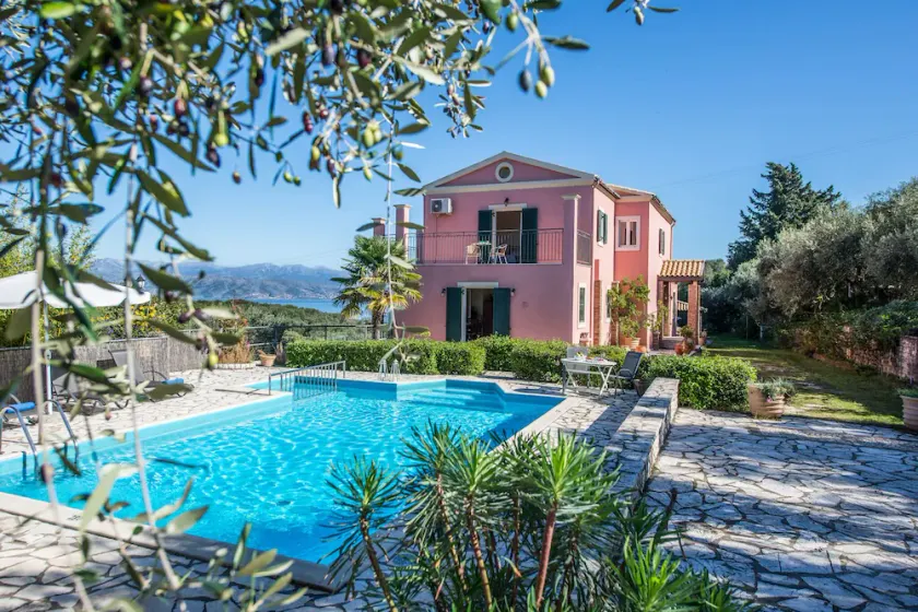 Villa Lenio Perithia Loutses - Image 1