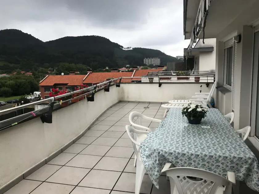a cozy and charming pennhouse with a wonderful view - Image 1