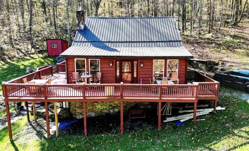 Traditional Mountain Cabin minutes from Kooser Lake and Hidden Valley Resort - Image 1
