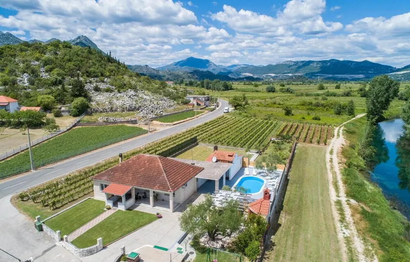 Stunning Home In Stasevica - Image 1