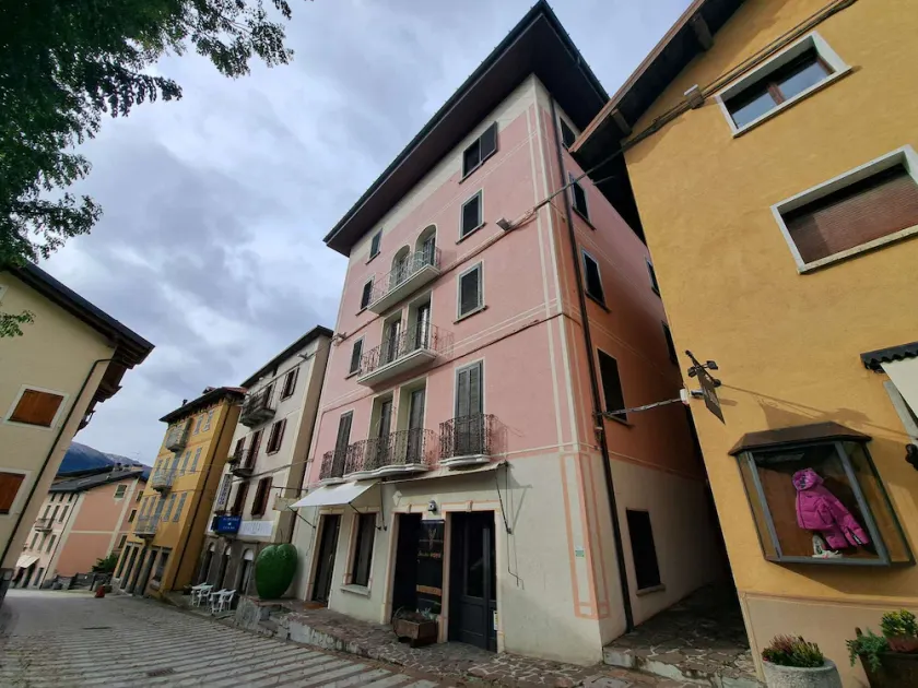 OLD VILLAGE Apartment - Image 1