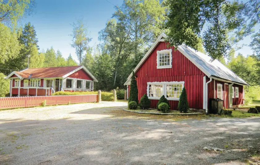 4 Bedroom Nice Home In Eringsboda - Image 1