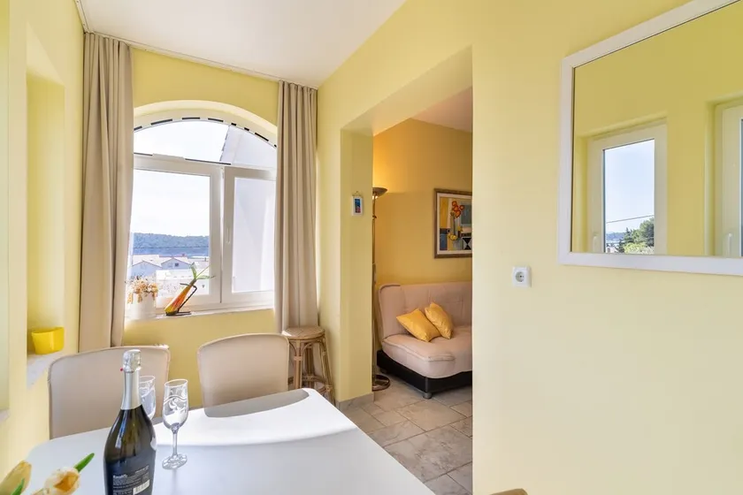 Appartement d'une chambre avec la terrasse et la vue sur le mer Barbat, Rab (A-3203-a) - Image 1