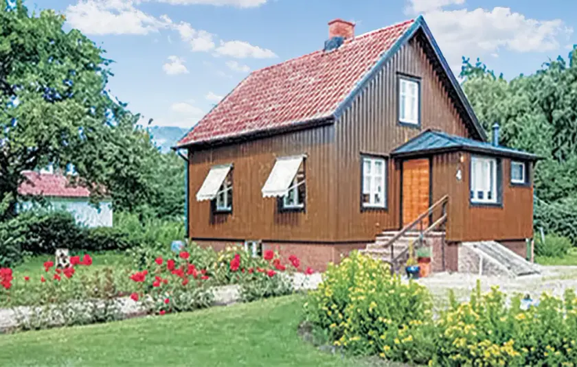 Acogedora casa de 2 dormitorios en Mörbylånga - Image 1