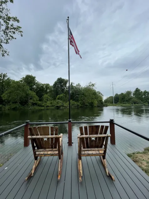 Beautiful Waterfront Home on Watauga River - Image 1