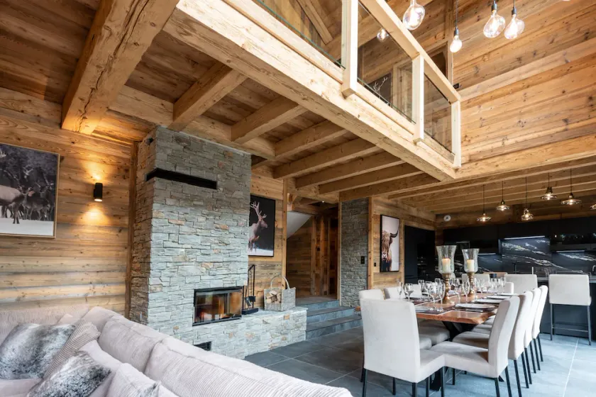 CHALET MIT INNENPOOL HOCHWERTIG FÜR 10/12 PERSONEN IN LES DEUX ALPES - Image 1