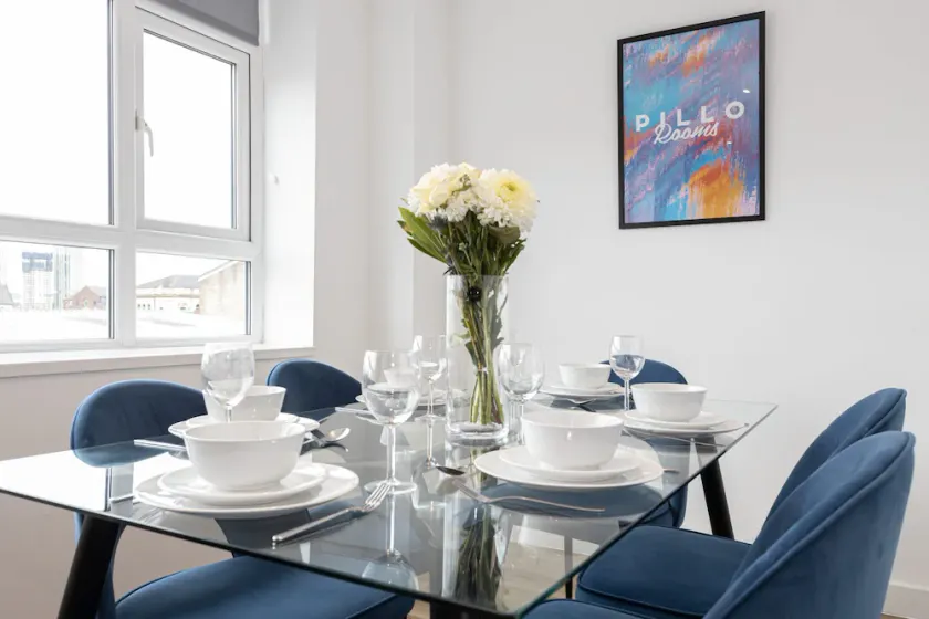 Stylish Apartment in Central MCR by Pillo Rooms - Image 1