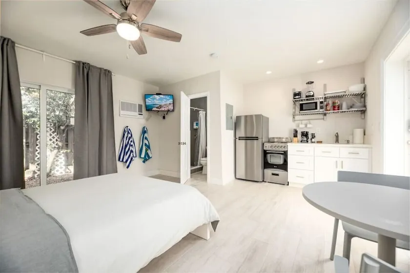 Ocean Flats 3 - Lauderdale-by-the-Sea - Image 1
