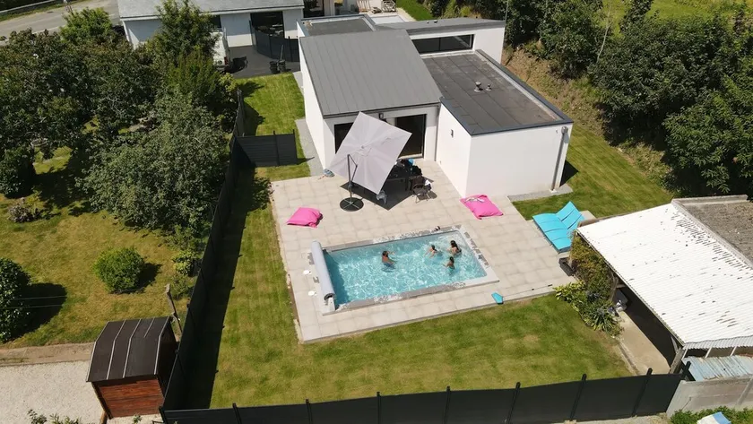 Maison Neuve Proche mer Avec Piscine Chauffée - Image 1