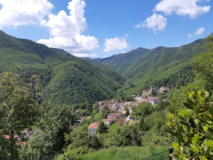 Romantic house with swimming pool near Bologna & Florence CIN: IT047018C2OXJNJAB8 - Image 1
