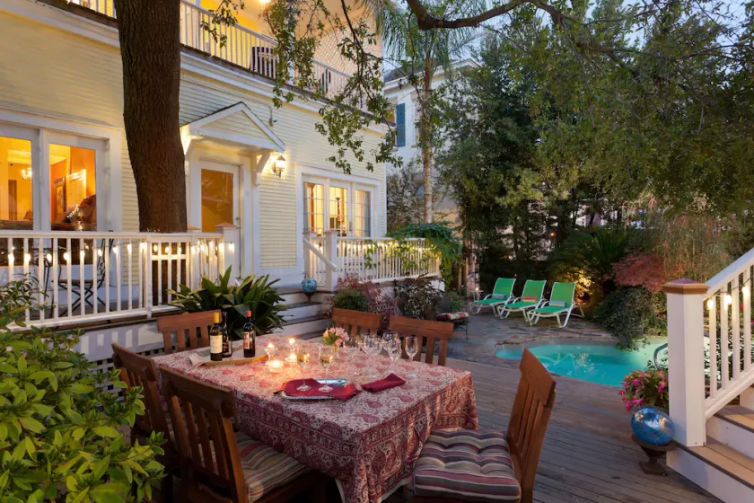 Azalea Inn and Villas - Image 1