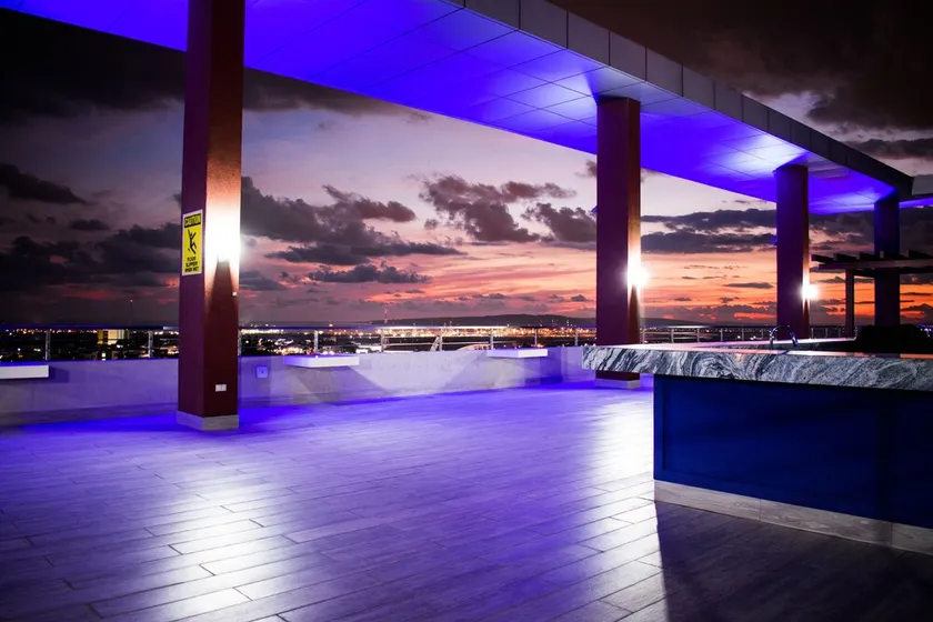 Luxury Apartment at 20 South suite 108 - Image 1