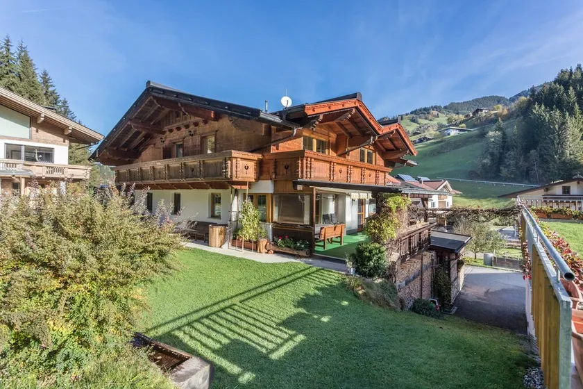 Appartamento \"Hörbiger\" con vista sulle montagne, balcone e Wi-Fi - Image 1