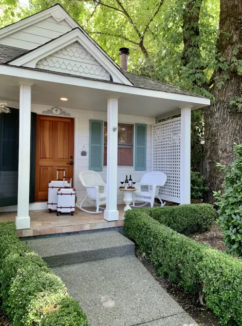 Escape to wine country in your independent cottage in downtown Calistoga - Image 1