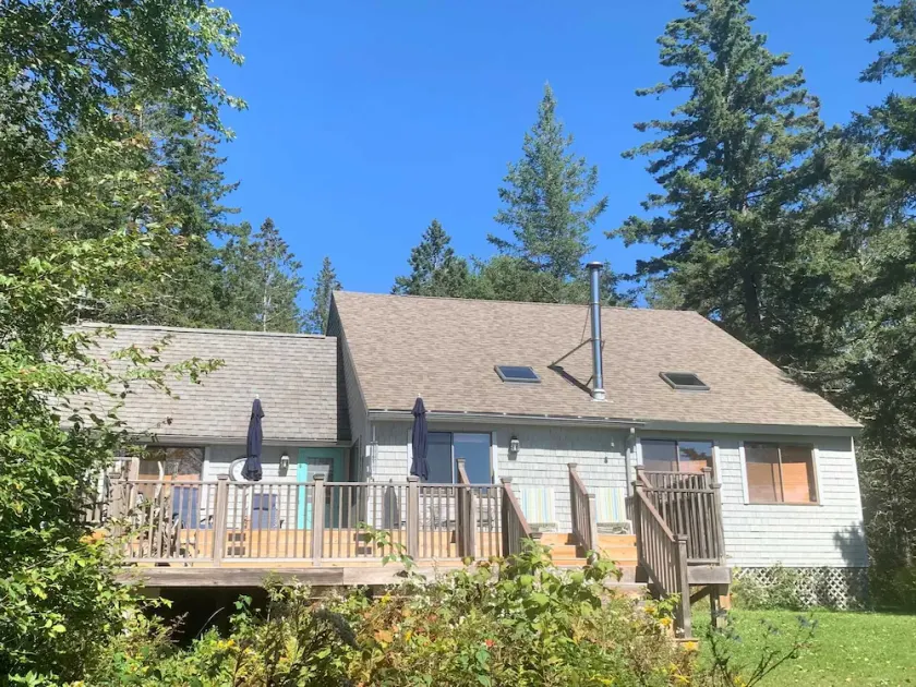 Biello Cottage - sur l'eau à Trenton - Image 1