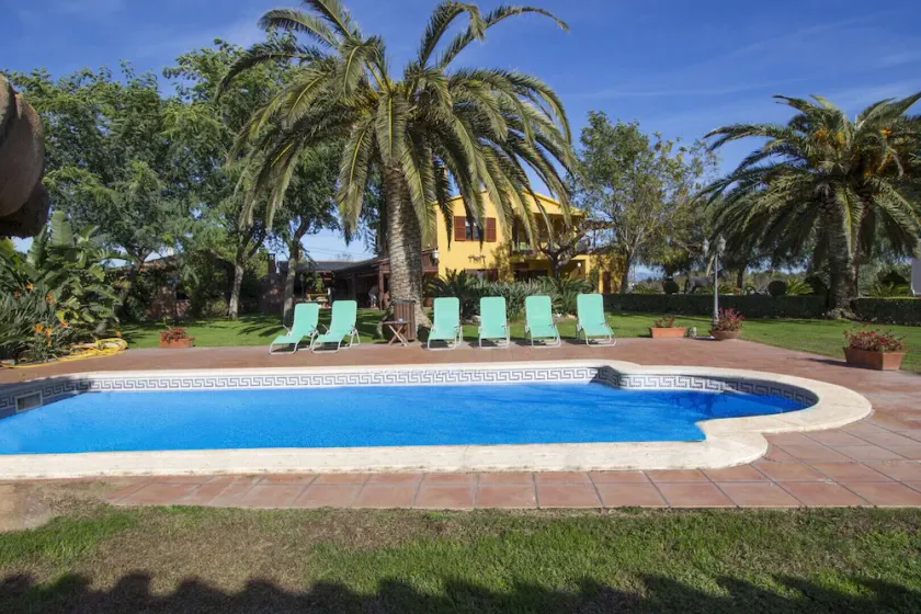 Incredible secluded villa, just 18 km from Beach! - Image 1
