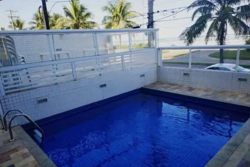 Seafront apartment with wonderful views - Image 1