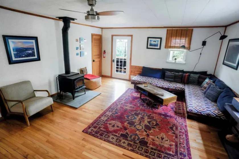 Relaxed Mountain Living Near Minnewaska | Dream House in the Gunks - Image 1