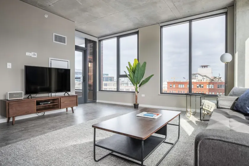 West Loop 2br w gym pool nr Fulton Market CHI-931 - Image 1