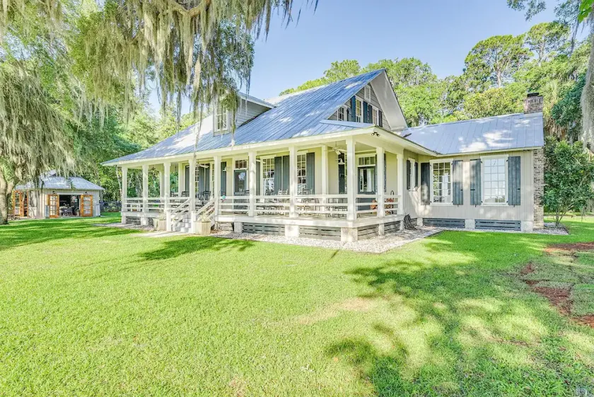The Thicket Cottage - Oyster House, Firepit, Private Dock, and Outdoor Sauna! - Image 1
