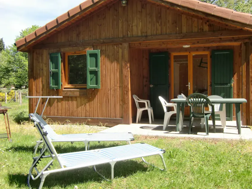 Cantal Chalet - fishing pond - wifi - Image 1