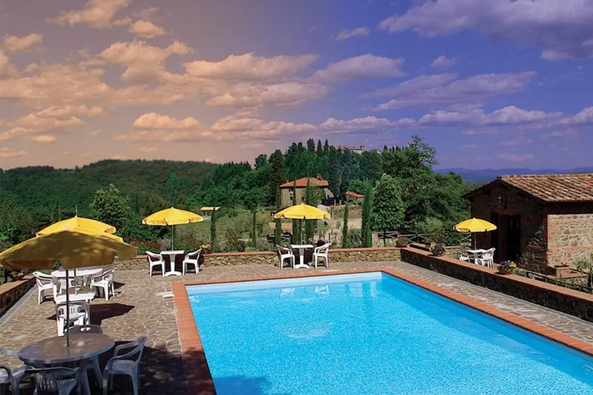 Lejlighed i slottet med restaurant og swimmingpool, Ginestra - Image 1
