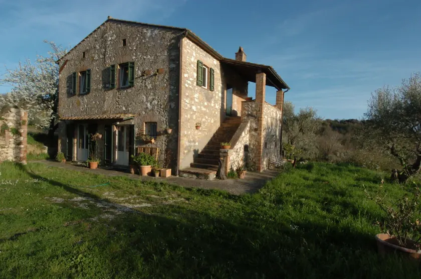 Villa / casa di campagna con vista panoramica a 80 km da Roma - Image 1