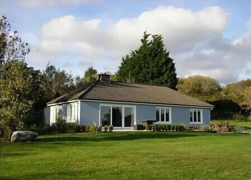 Keenly preiswerte 4 **** Hütte. Tolle Aussicht über Kenmare Bay nach Caha Mts. Gratis Wifi - Image 1