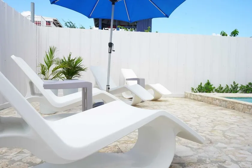 Family friendly house w/private pool 10 minute walk to Boqueron - Image 1