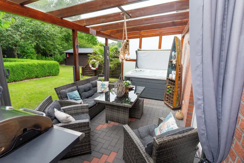 Vacation home/apartment with whirlpool - Image 1